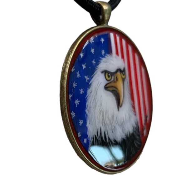 American Flag and Eagle all Handpainted LG Pendant 4th of July jewelry Birds - Picture 3 of 4